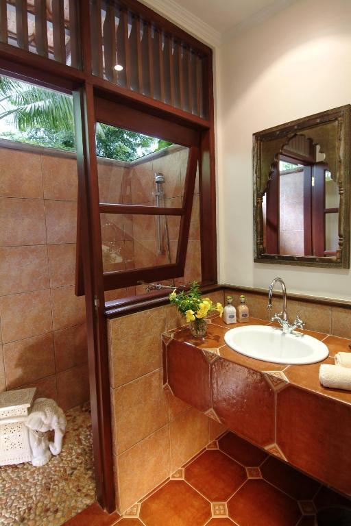 Tempat Senang Spa Resort & Restaurant Sekupang Номер фото