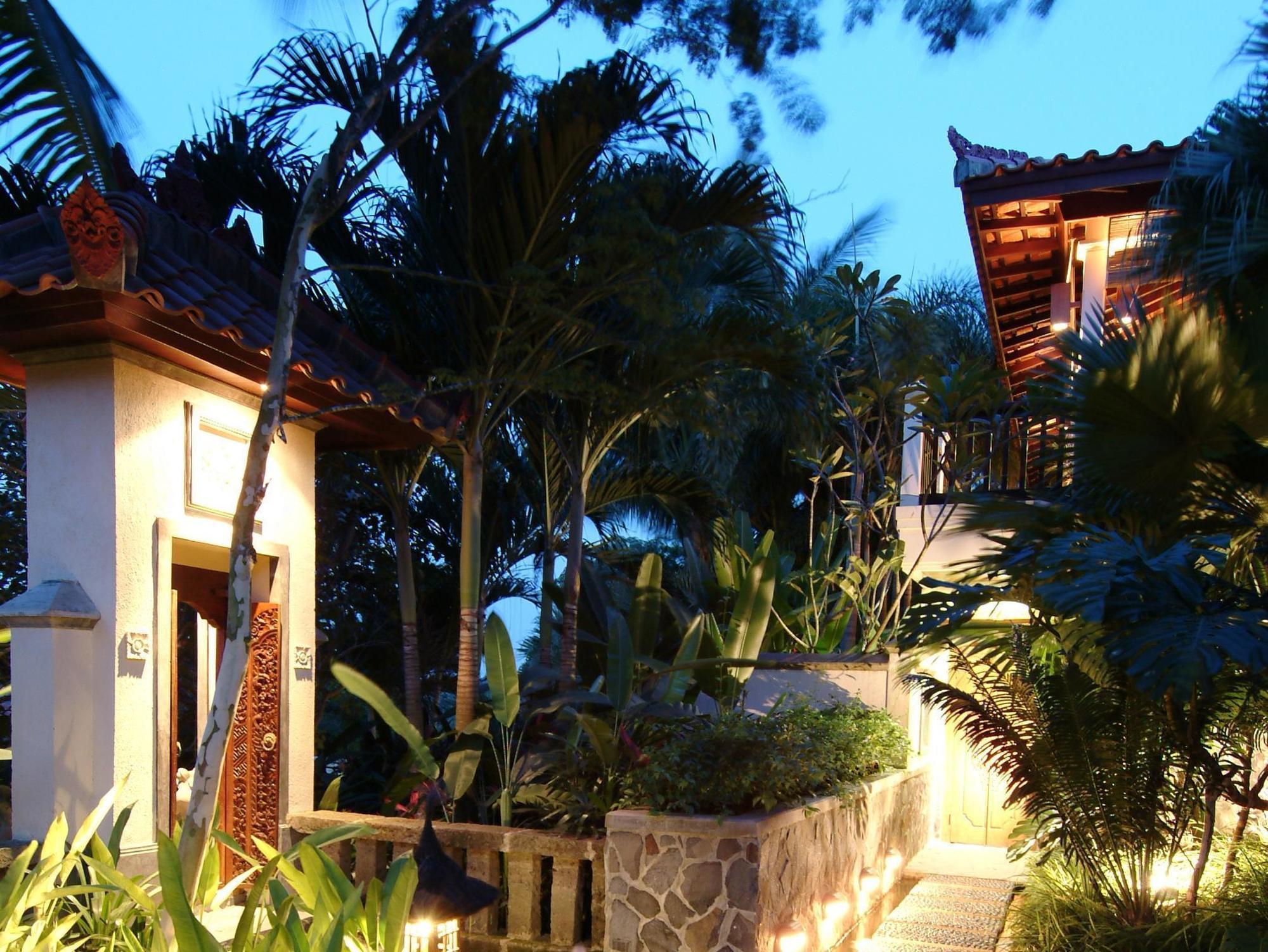 Tempat Senang Spa Resort & Restaurant Sekupang Екстер'єр фото